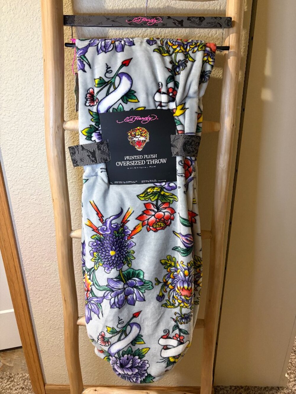 Ed Hardy Snake Floral Oversized Plush Throw Blanket 60x70 NWT